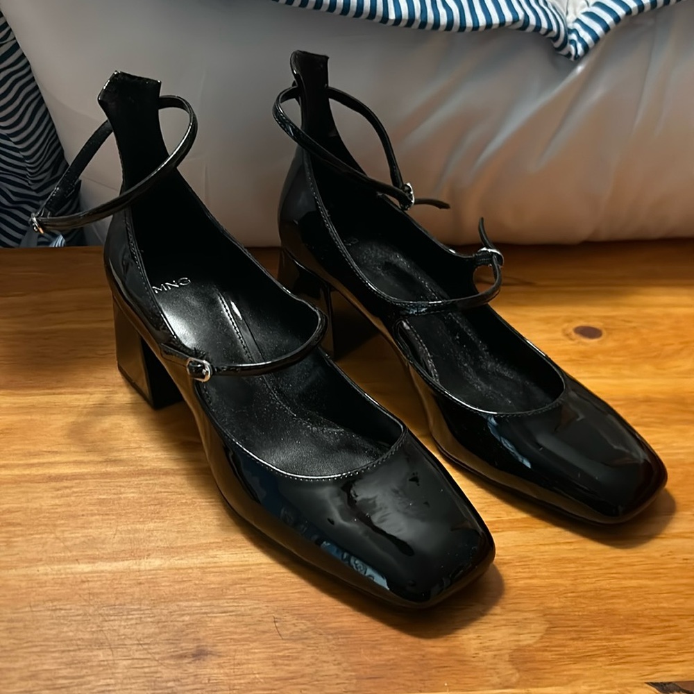 Mango Mary Jane type heels